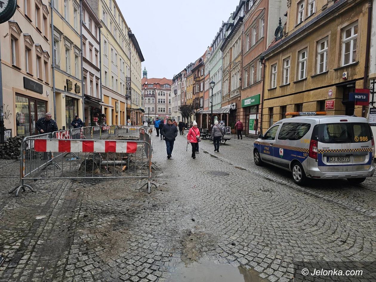 Jelenia Góra: Wykopy na 1 Maja