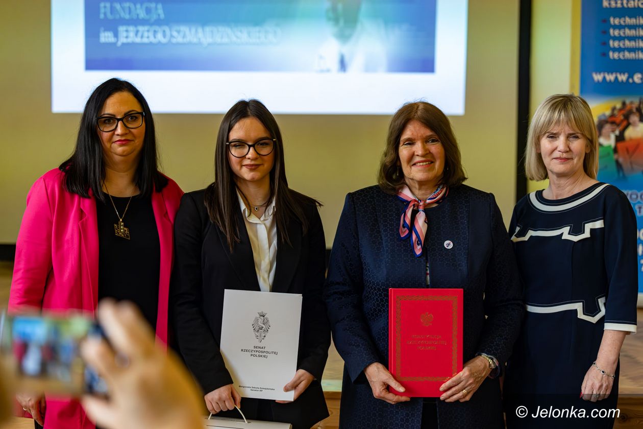 Jelenia Góra: Stypendium dla Sary