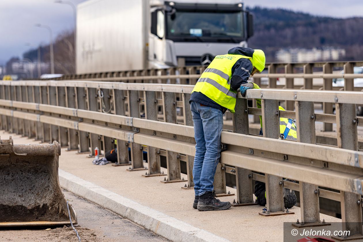 Jelenia Góra: Kierowcy pojadą nową drogą lada dzień