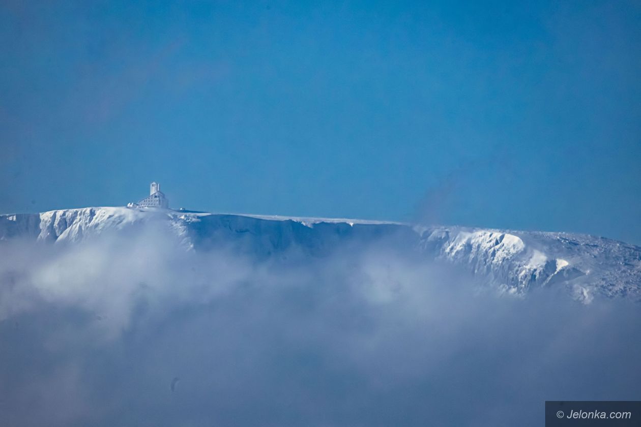 Karkonosze: Karkonosze w objęciach chmur – prognoza pogody i spektakularne widowisko