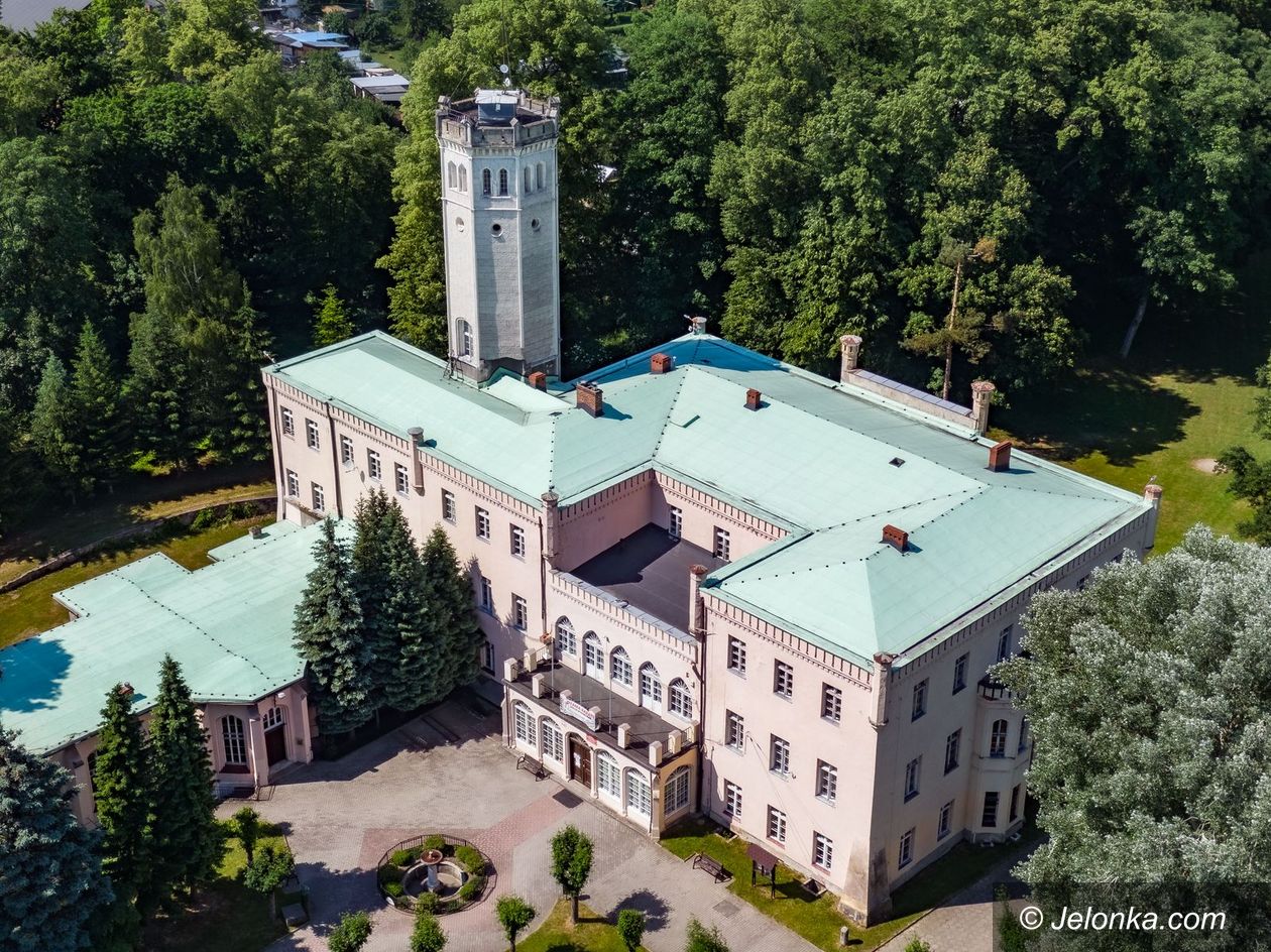 Mysłakowice: Pałac królów nadal na sprzedaż