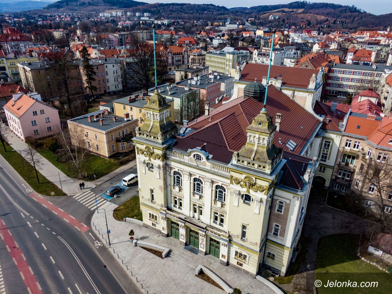 Jelenia Góra: Konkursy na dyrektorów teatrów