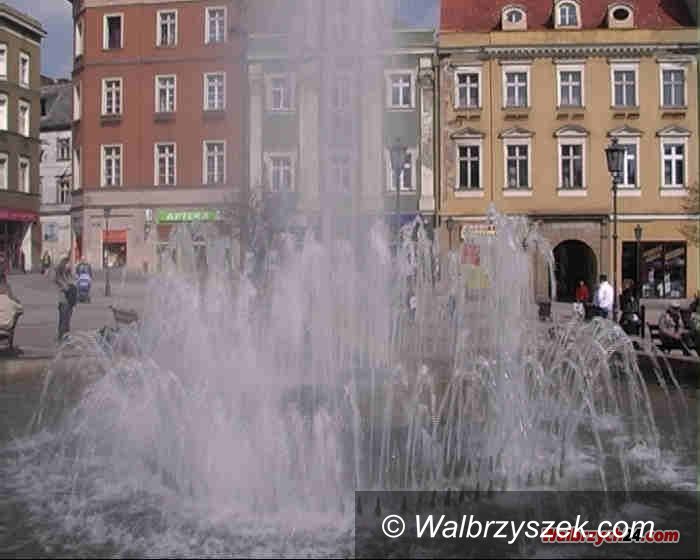 Wałbrzych: Wśród miejskich fontann