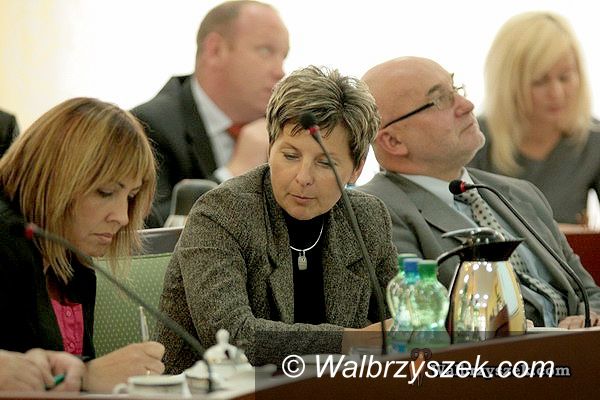 Wałbrzych: Obradują i decydują – sesja rady powiatu wałbrzyskiego