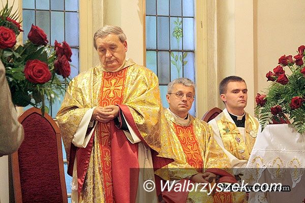 REGION, Głuszyca: Weteran kapłańskiej służby odchodzi