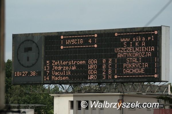 Wrocław, Stadion Olimpijski: Ciekawostka z Wrocławia: Atlas vs Lotos