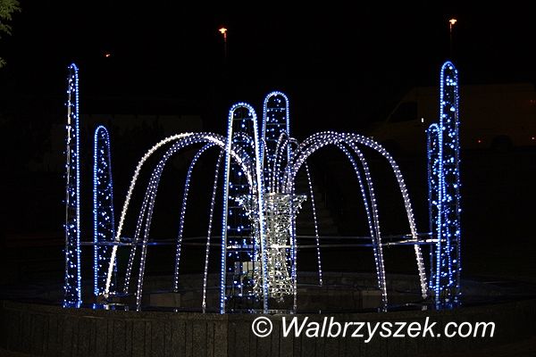 REGION, Jedlina-Zdrój: Świetlna fontanna na zimę