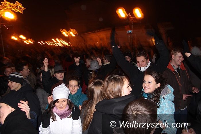 REGION, Szczawno-Zdrój: Nowy Rok witany na deptaku