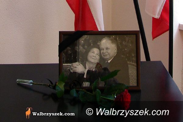 REGION, Głuszyca: Głuszyca oddaje hołd ofiarom tragedii w Smoleńsku