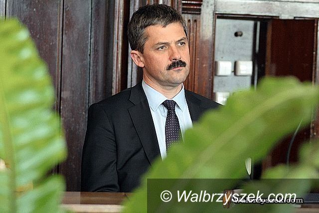 Wałbrzych: Rada nie odwołała prezydenta Kruczkowskiego