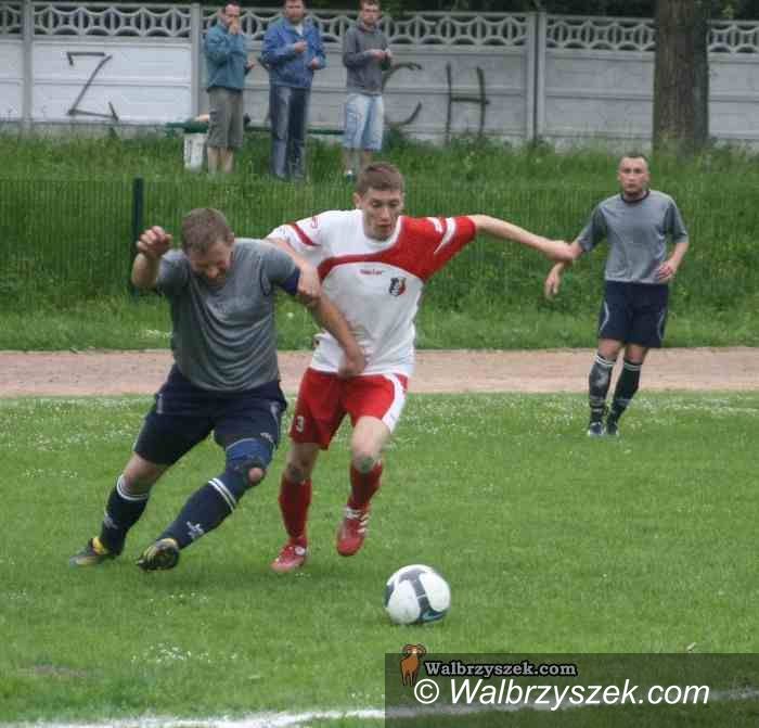 IV-liga piłkarska: IV–liga: MKS Szczawno–Zdrój gra już tylko o honor