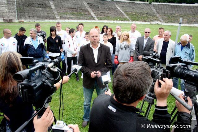 Wałbrzych: Mirosław Lubiński w dalszym ciągu stawia na sport