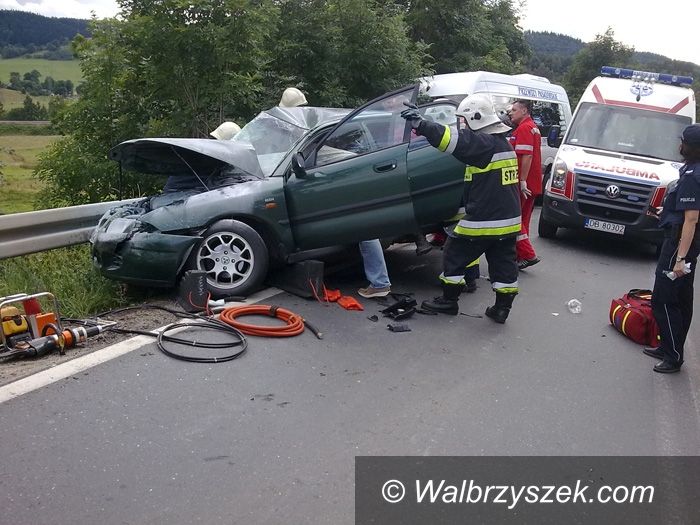 REGION, Boguszów-Gorce: Kilkanaście osób w szpitalu w wyniku wypadku