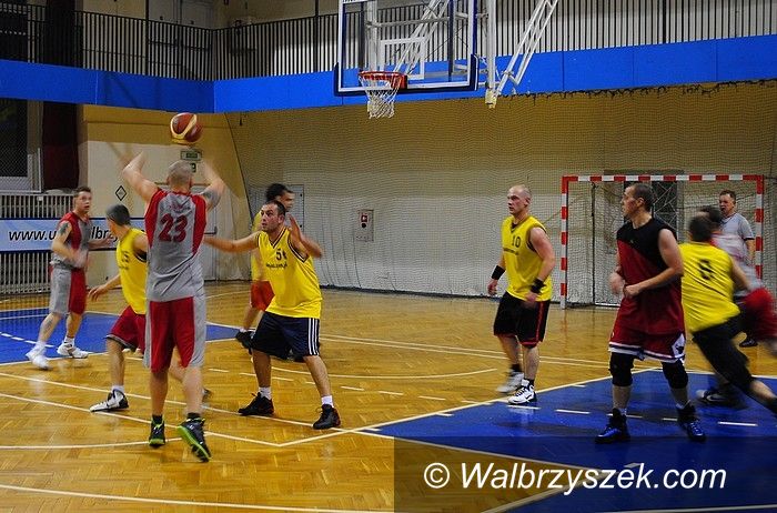 Wałbrzych: W OSiR Basket Lidze bez niespodzianek
