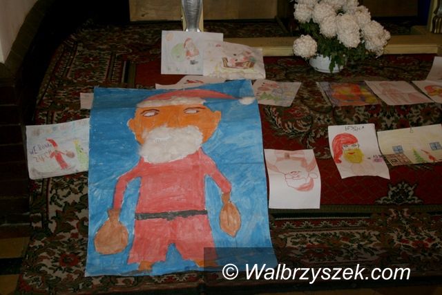 Wałbrzych: Mikołaj odwiedził dzieci z Białego Kamienia i Konradowa