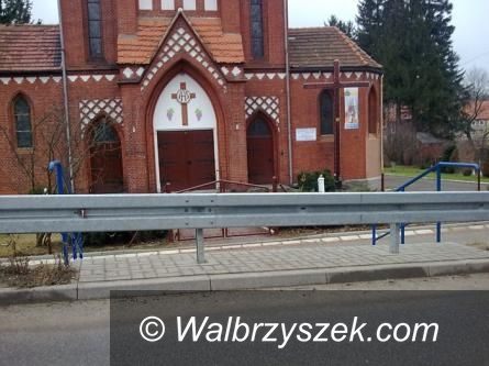 REGION, Boguszów-Gorce: Starostwo Powiatowe odpowiada w sprawie barierek