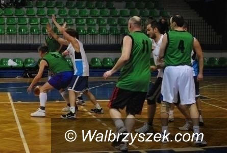 Wałbrzych: Ważą się losy mistrzostwa Invest Park Basket Ligi