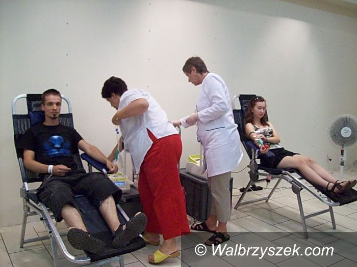 Szczawno-Zdrój: Akcja krwiodawstwa w Tesco