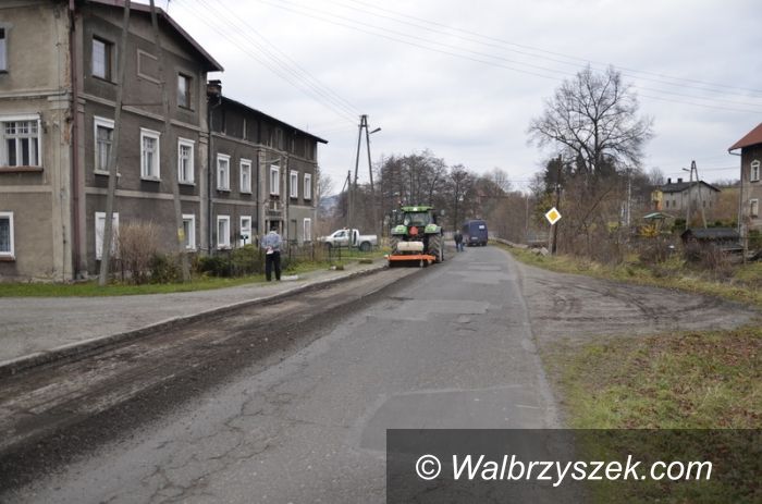 REGIOn, Głuszyca: Starostwo remontuje kolejne drogi w gminie Głuszyca