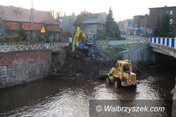 Region: Ciąg dalszy zabezpieczeń mieszkańców Głuszycy przed powodzią