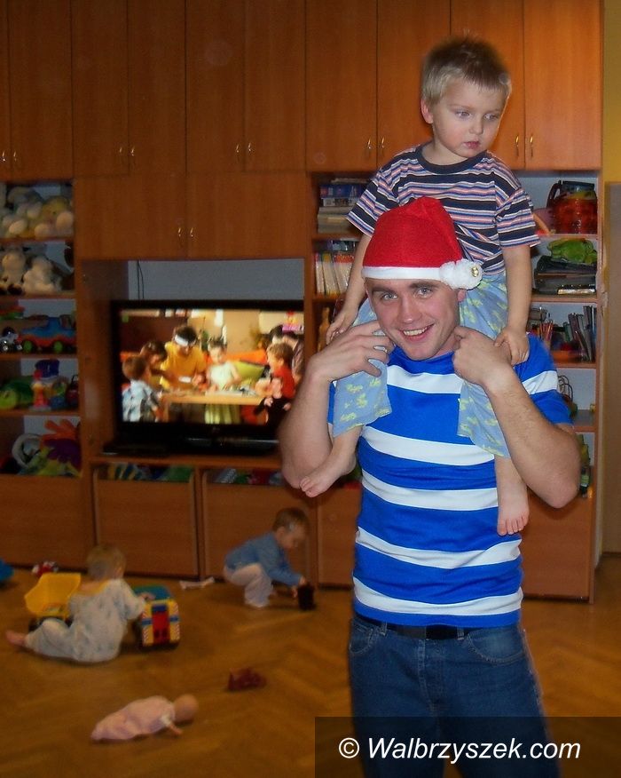 Wałbrzych: Wałbrzyscy rugbiści w Domu Małego Dziecka na Nowym Mieście