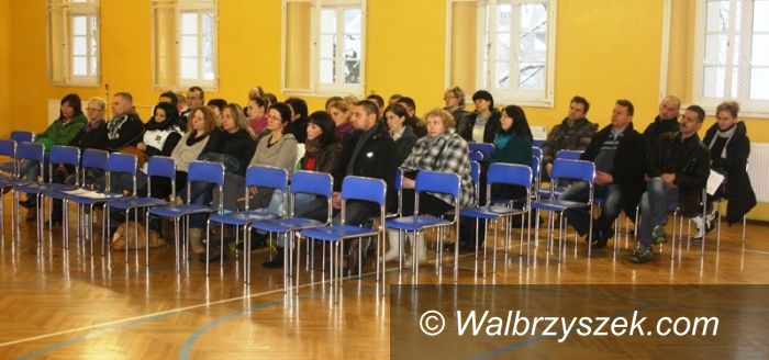 Wałbrzych: Rodzice uczniów z PSP nr 31 spotkali się z władzami miasta