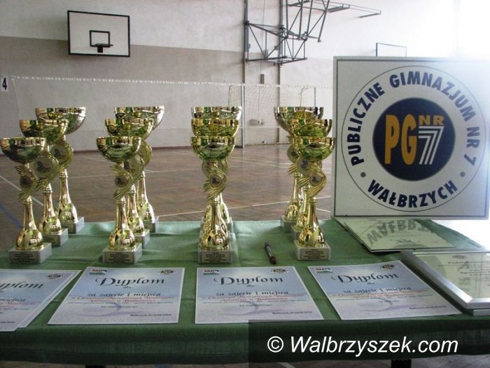 Wałbrzych: I Otwarte Mistrzostwa Wałbrzycha w Badmintona