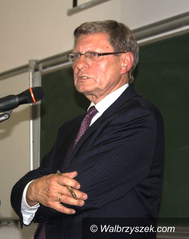 Wałbrzych: Leszek Balcerowicz promował swoją książkę w Wałbrzychu