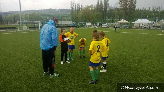 Wałbrzych: Trwają piłkarskie zmagania dzieci