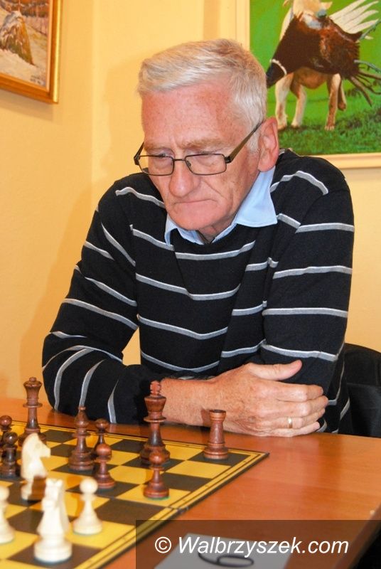 Kamienna Góra: Jan Stoop wygrał turniej szachowy seniorów w Kamiennej Górze