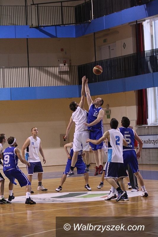 Wałbrzych: Finał OSiR Basket Ligi