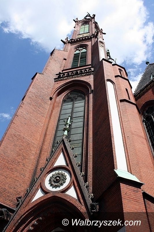 Wałbrzych: Iluminacja kościoła za 300 tysięcy złotych