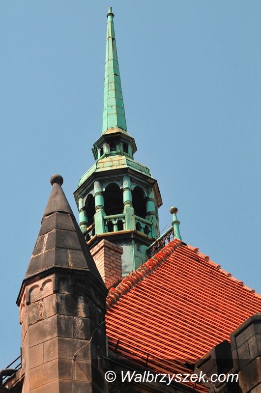 Wałbrzych: Dach Ratusza do remontu