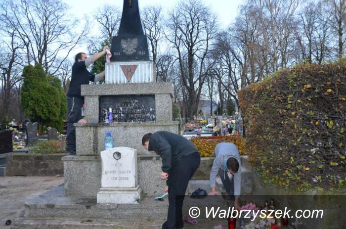 Wałbrzych: Młodzi socjaldemokraci pamiętają o ofiarach wojny