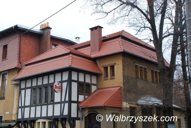 Głuszyca: Nowy dach na Centrum Kultury w Głuszycy