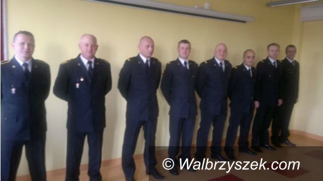 Wałbrzych: Strażacy z awansami i dyplomamii