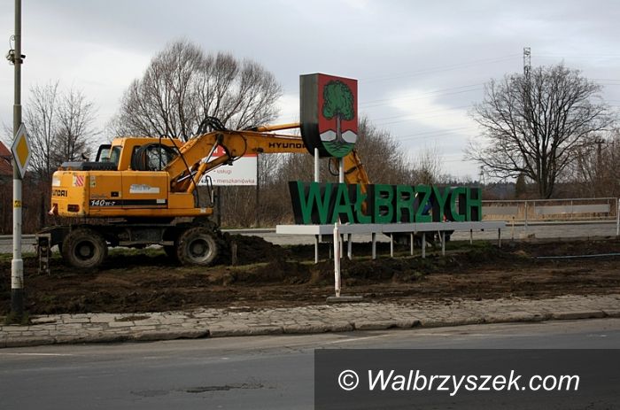 Wałbrzych: Rozpoczęły się roboty przy przebudowie wjazdu do Wałbrzycha
