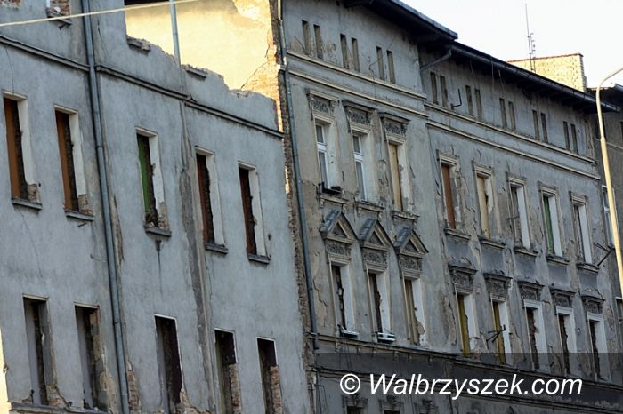 Wałbrzych: Na Wrocławskiej coraz mniej budynków