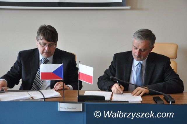 Wałbrzych: Porozumienie o współpracy między Krajem Královéhradeckim a Aglomeracją Wałbrzyską podpisane