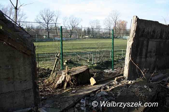 Wałbrzych: Stadion Czarnych już bez ogrodzenia