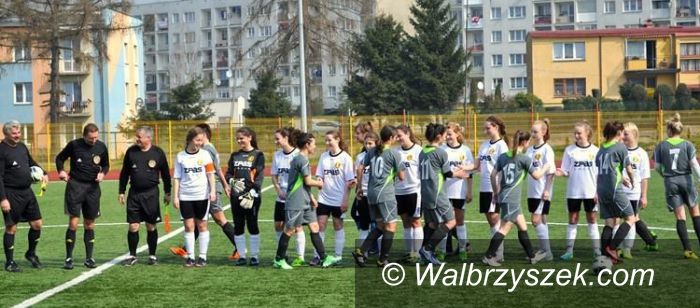 Nowa Ruda: III liga piłki nożnej kobiet: Aglomeracja gromi