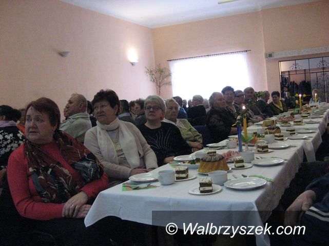 Region: Świebodzice: Świąteczne spotkanie u seniorów