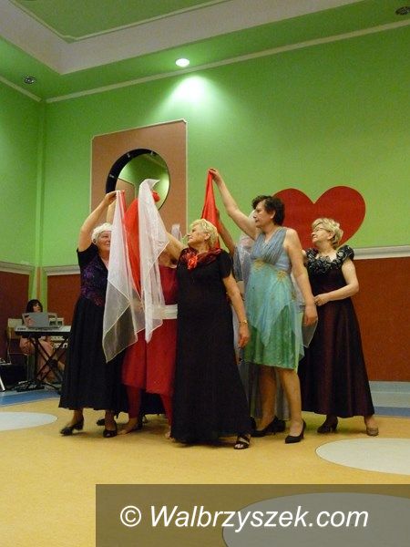 Wałbrzych: Pokaz taneczny teatru "Dawka Energii”