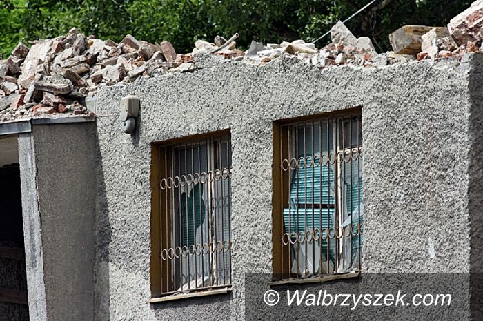 Wałbrzych: Kolejny budynek zostanie wyburzony
