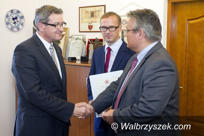 Region: PCK uhonorowało prezydenta Świdnicy