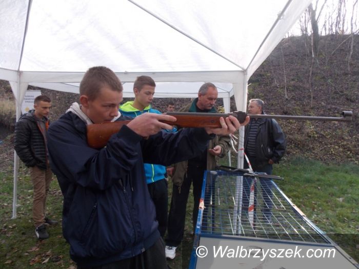 Wałbrzych: Turniej strzelecki w 1–30 Hufcu Pracy w Wałbrzychu