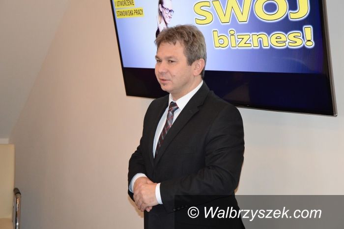 Wałbrzych: Jest pierwsza umowa w ramach rządowego programu „Wsparcie w starcie II”!