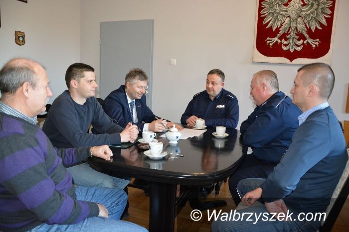 Wałbrzych: Policja spotkała się z przedstawicielami piłkarskiego Górnika