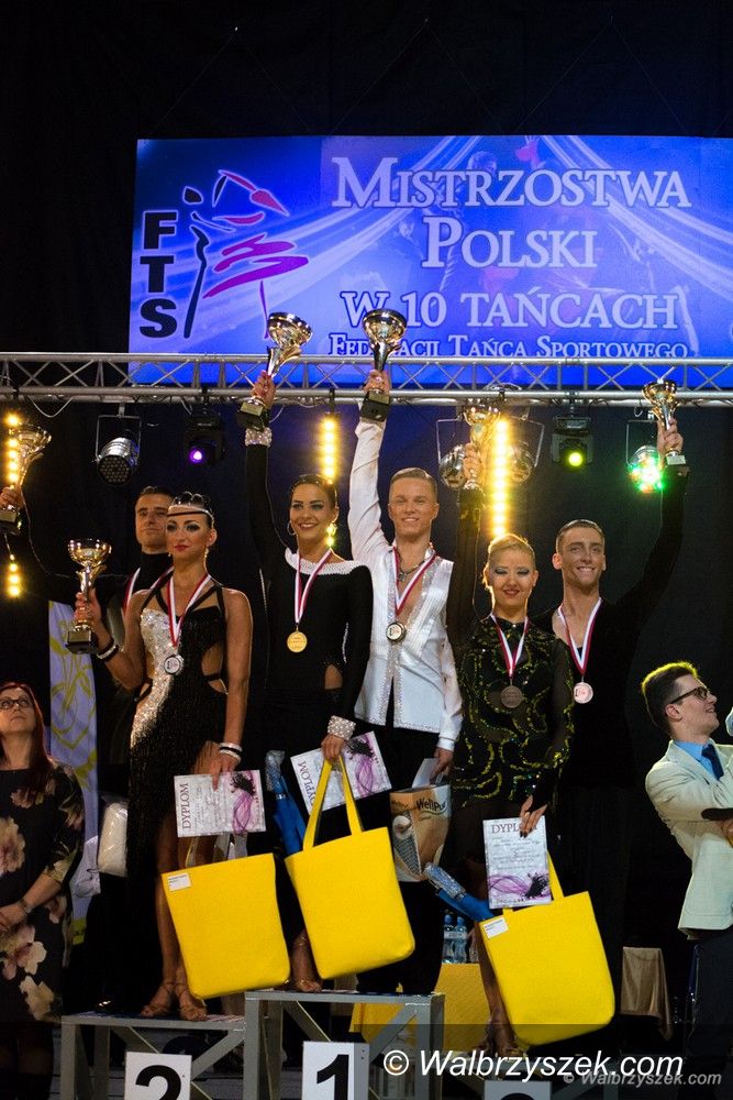 Wałbrzych: Roztańczony parkiet Aqua Zdroju –  Mistrzostwa Polski w 10 Tańcach FTS