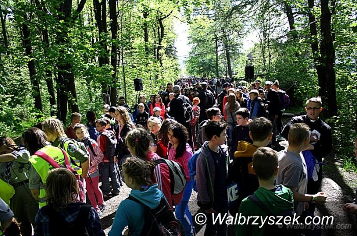 Wałbrzych: X pielgrzymka młodzieży na Chełmiec